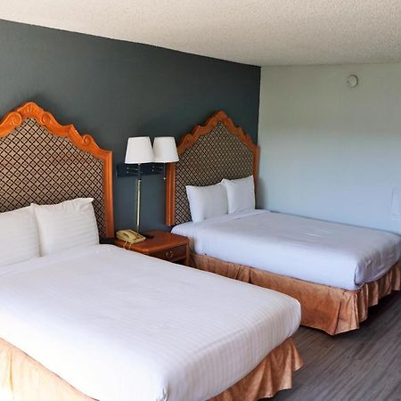 Hotel Elev8 Conroe Esterno foto
