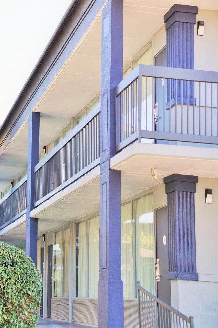 Hotel Elev8 Conroe Esterno foto