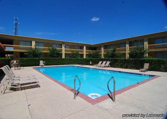 Hotel Elev8 Conroe Esterno foto